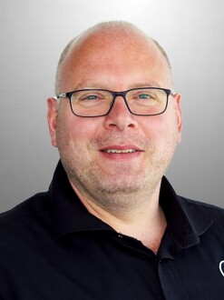Roland Kozlowski - Verkäufer Teile und Zubehör.jpg