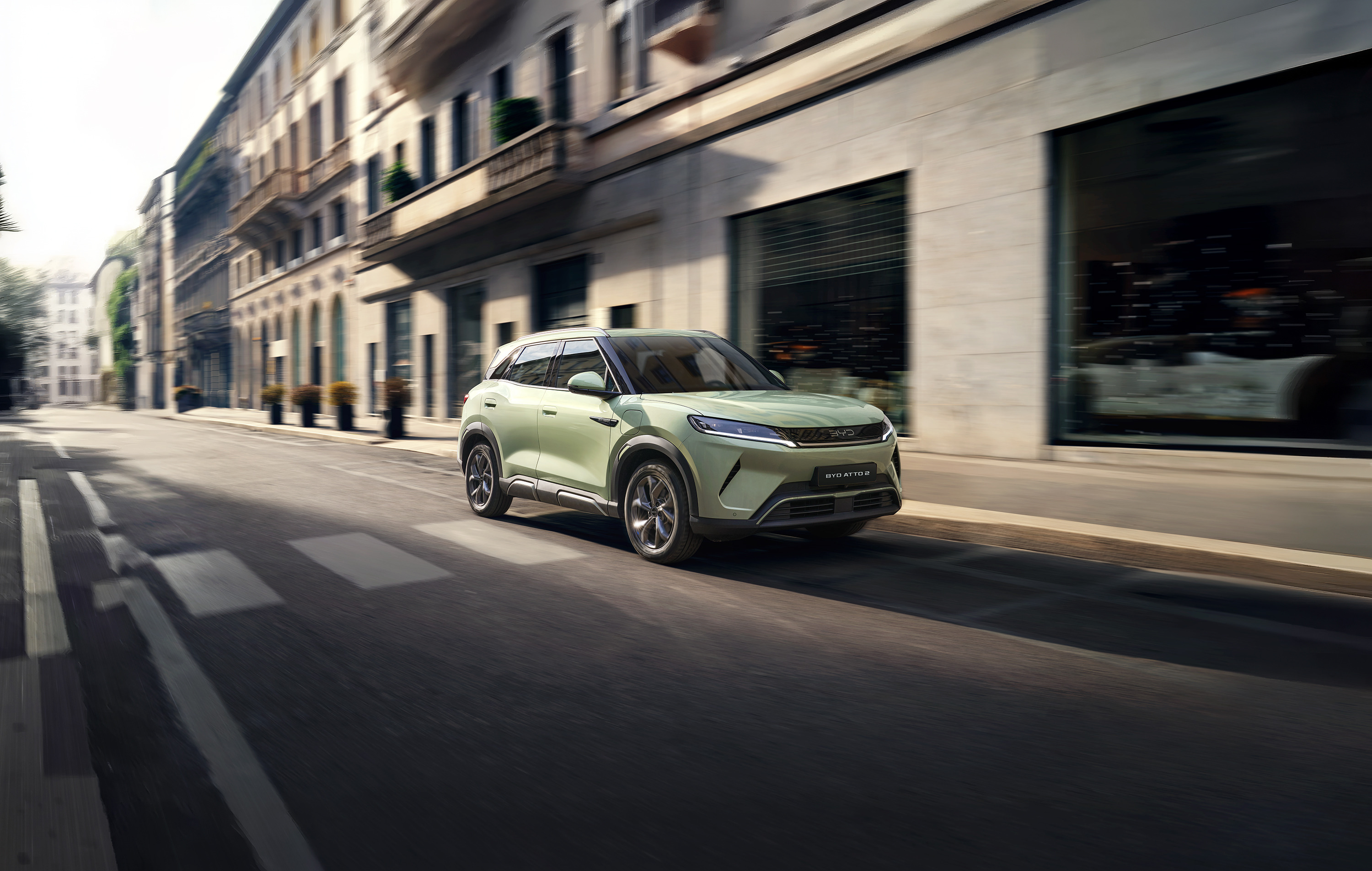 03、ATTO2_LHD_Green_KV_Right Front 45°_City_On Road_download_Expansion_JPG 3000px.jpg